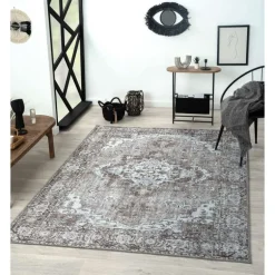 5 x 7 ft Rug