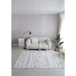 5 x 7 ft Rug
