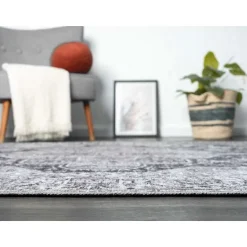 6 x 9 ft Rug