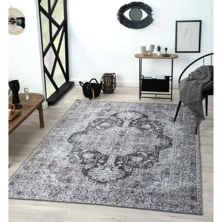 6 x 9 ft Rug