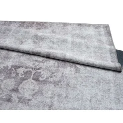 5 x 7 ft Rug