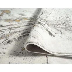 5 x 8 ft Rug