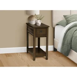 Accent table 24