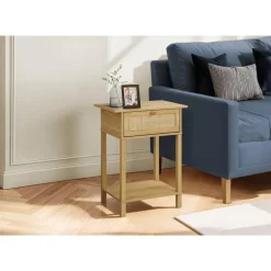 Accent Table 24