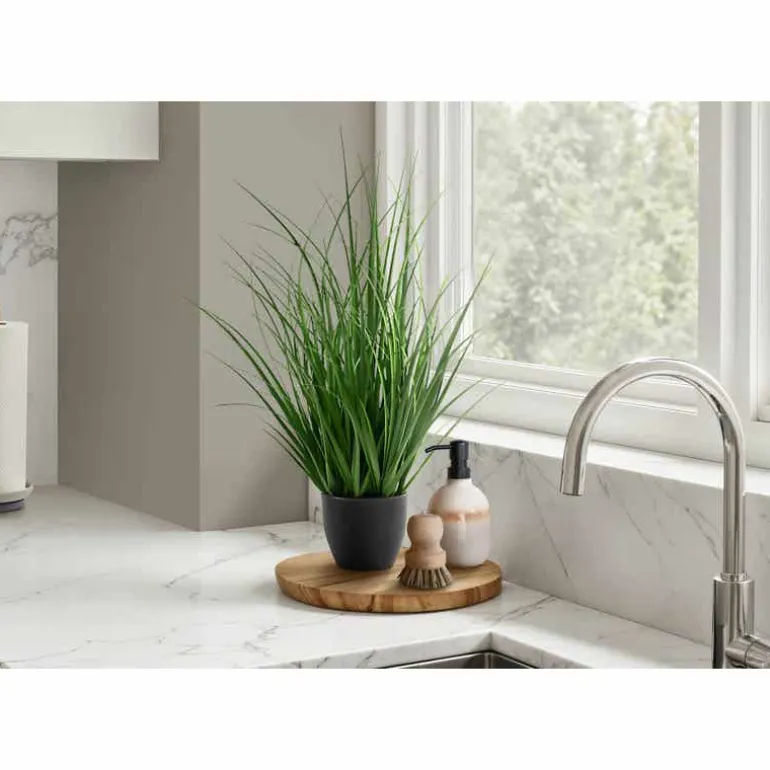 Artificial plant - 23"h / indoor grass in a 4" pot