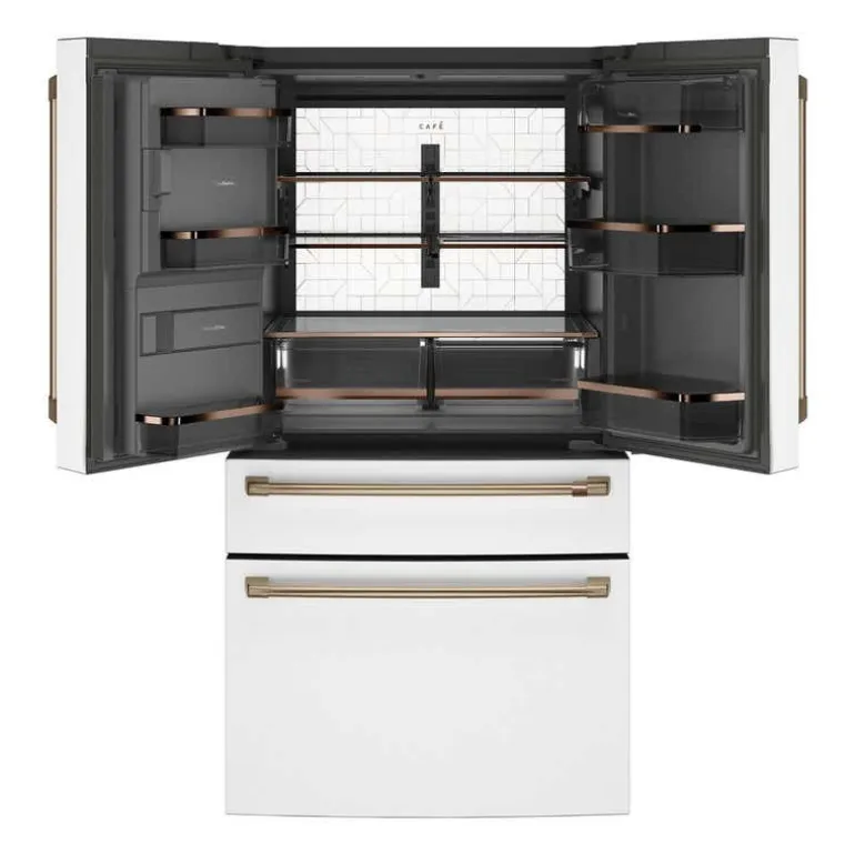 CAFE 27.8 Cu Ft 36 In Refrigerator White Bottom Freezer, French door - CVE28DP4NW2