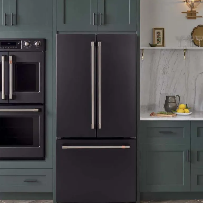 CAFE 18.6 Cu Ft 33 In Refrigerator Black Bottom Freezer, French door - CWE19SP3ND1