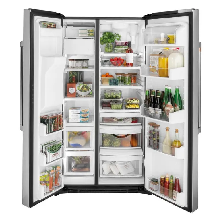CAFE 21,9 Cu Ft 36 In Refrigerator Stainless Steel French door - CZS22MP2NS1