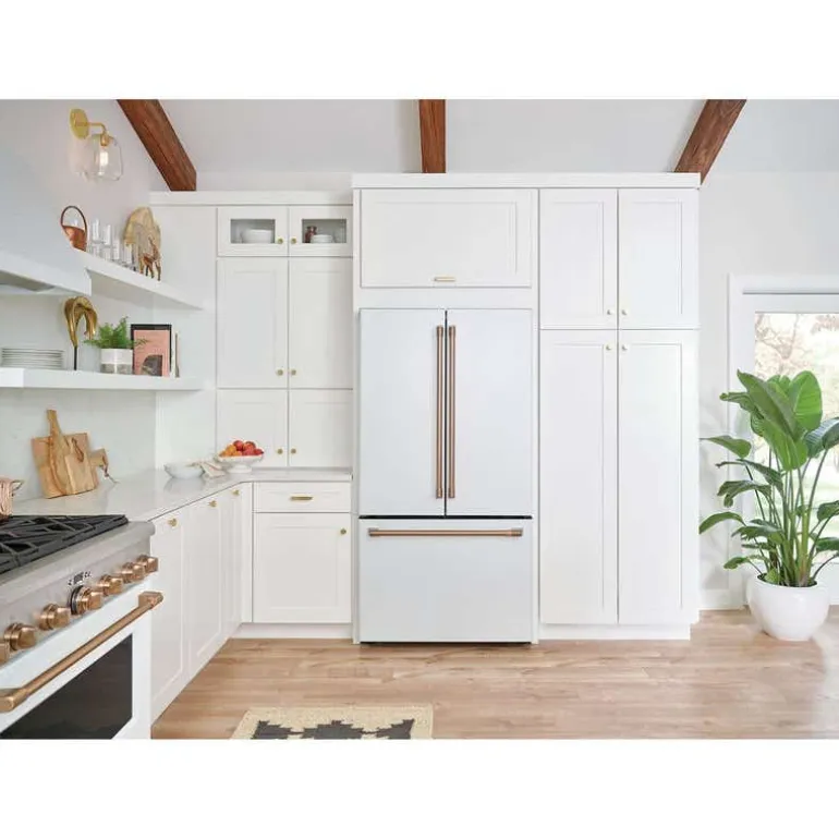 CAFE 23.1 Cu Ft 36 In Refrigerator White Bottom Freezer, French door - CWE23SP4MW2