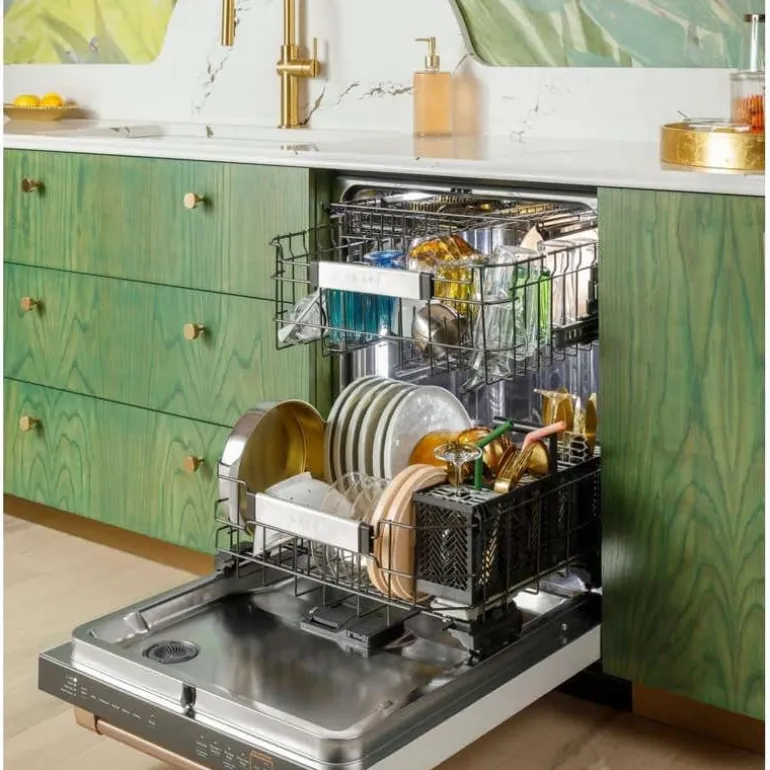 CAFE Dishwasher Built-In White 24" 39dB - CDT888P4VW2