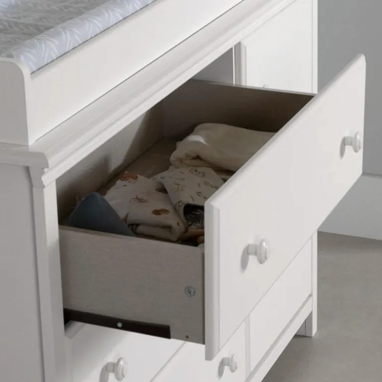 Changing Table - South Shore
