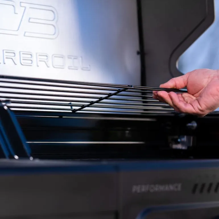 Charbroil Propane Gas Grill with 5 Burners - 47 000 BTU