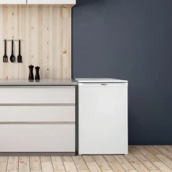 DANBY 4,3 Cu Ft Freezer White, Vertical, 24" - DUFM043A2WDD