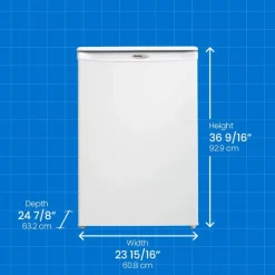 DANBY 4,3 Cu Ft Freezer White, Vertical, 24