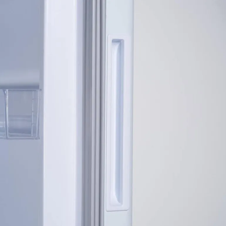 DANBY 14 Cu Ft Freezer White, Vertical, 28" - DUF140A1WDB