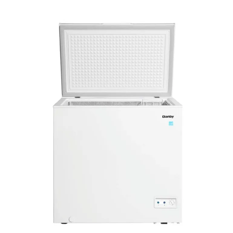 DANBY 7 Cu Ft Freezer White, Honrizontal, 33" - DCF070A5WDB