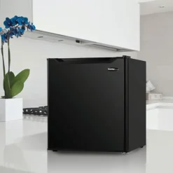 DANBY 1,6 Cu Ft Refrigerator Black Compact - DAR016B1BM
