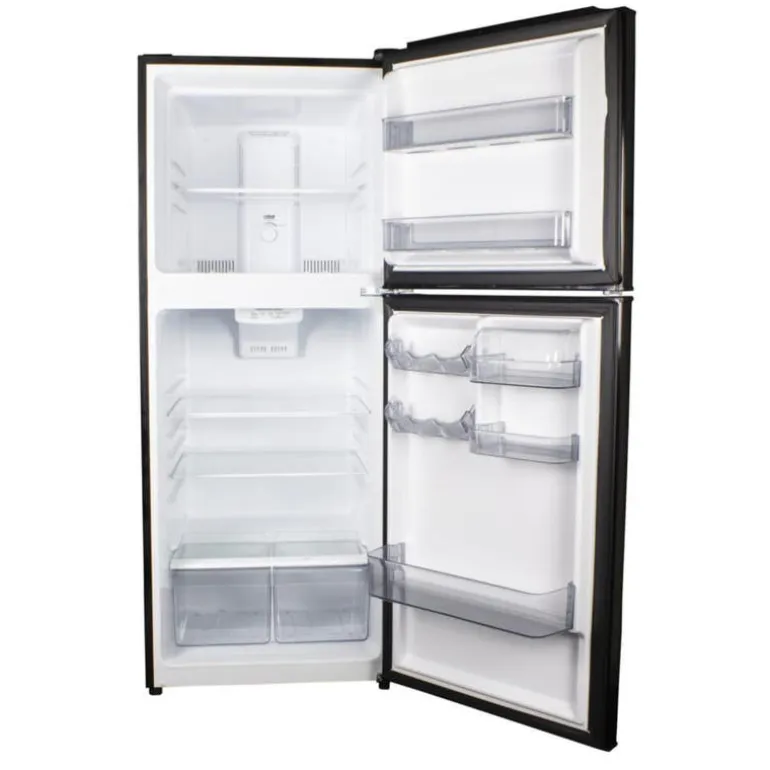 DANBY 24 in 10,1 Cu ft Refrigerator Stainless Top Freezer - DFF101B1BDB