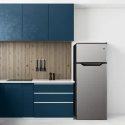 DANBY 22 in 7,4 Cu ft Refrigerator Stainless Top Freezer - DPF074B2BSLD