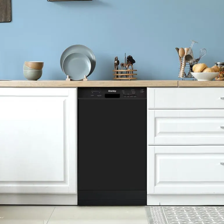 DANBY Dishwasher Built-In Black 18" 51dB - DDW18D1EB