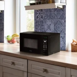 DANBY Microwave Black 700 17