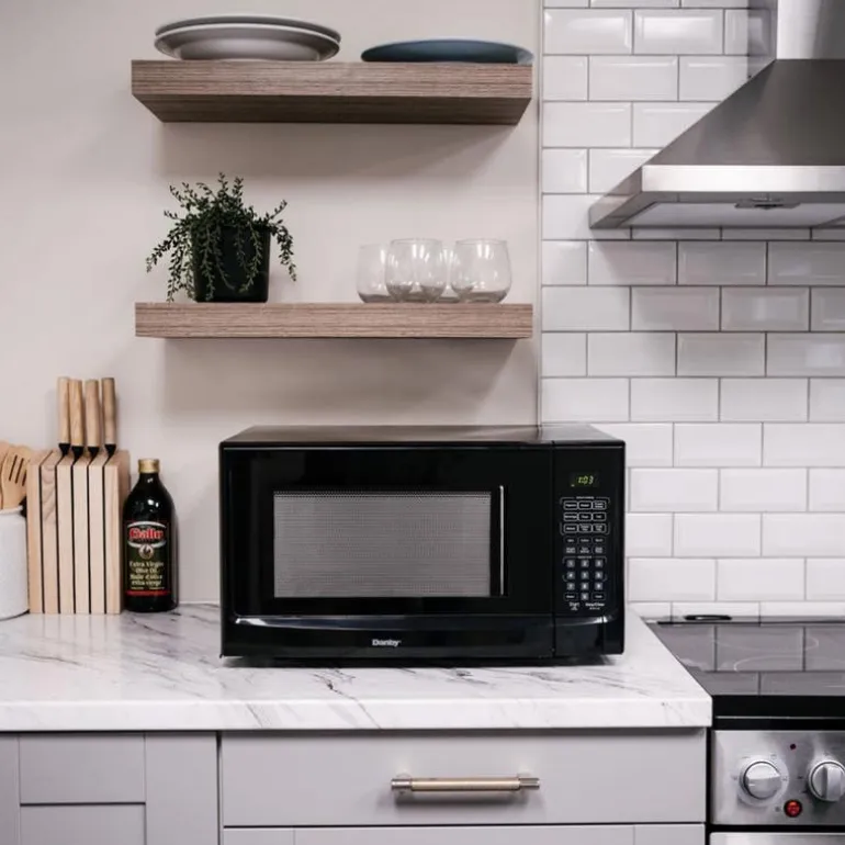 DANBY Microwave Black 999 22" DDMW01440BG1