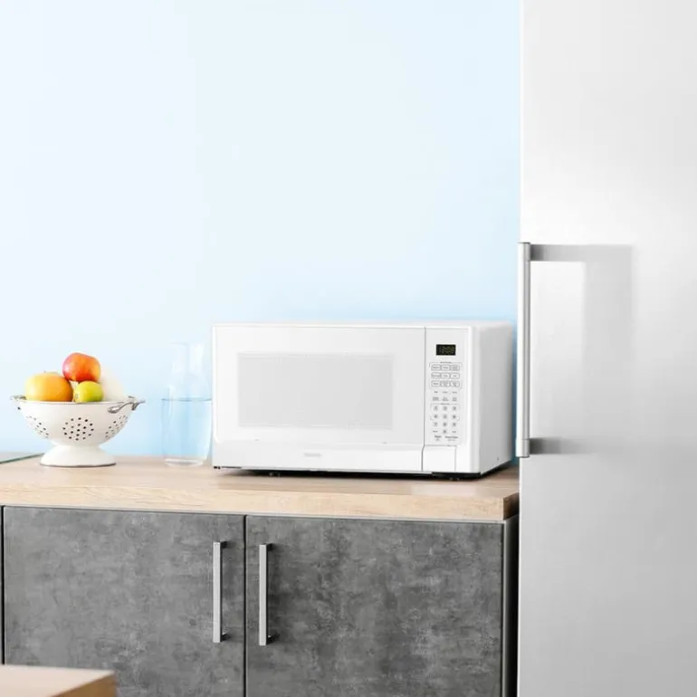 DANBY Microwave White 1000 22" DDMW01440WG1