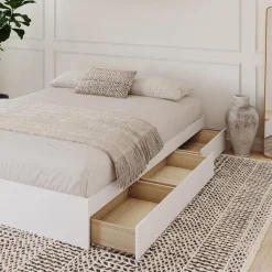 3-Drawer Storage King Bed (78