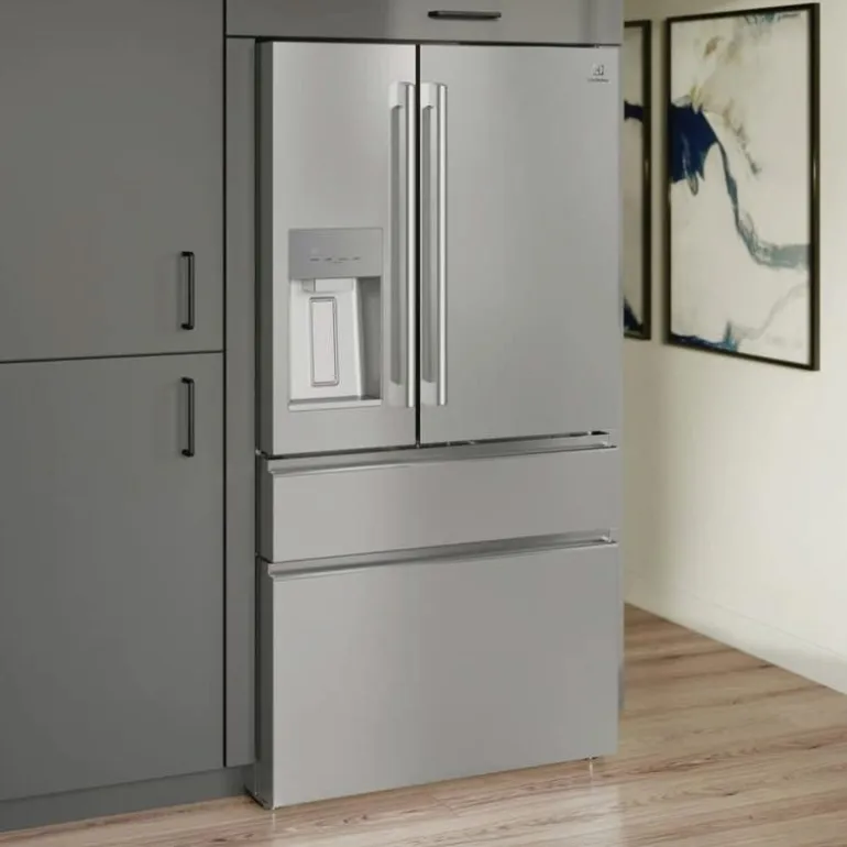 ELECTROLUX 21,8 Cu ft 36 In Refrigerator Stainless Bottom Freezer, French door - ERMC2295AS