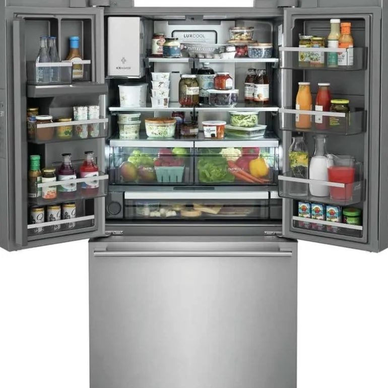 ELECTROLUX 22,6 Cu ft 36 In Refrigerator Stainless Bottom Freezer, French door - ERFC2393AS