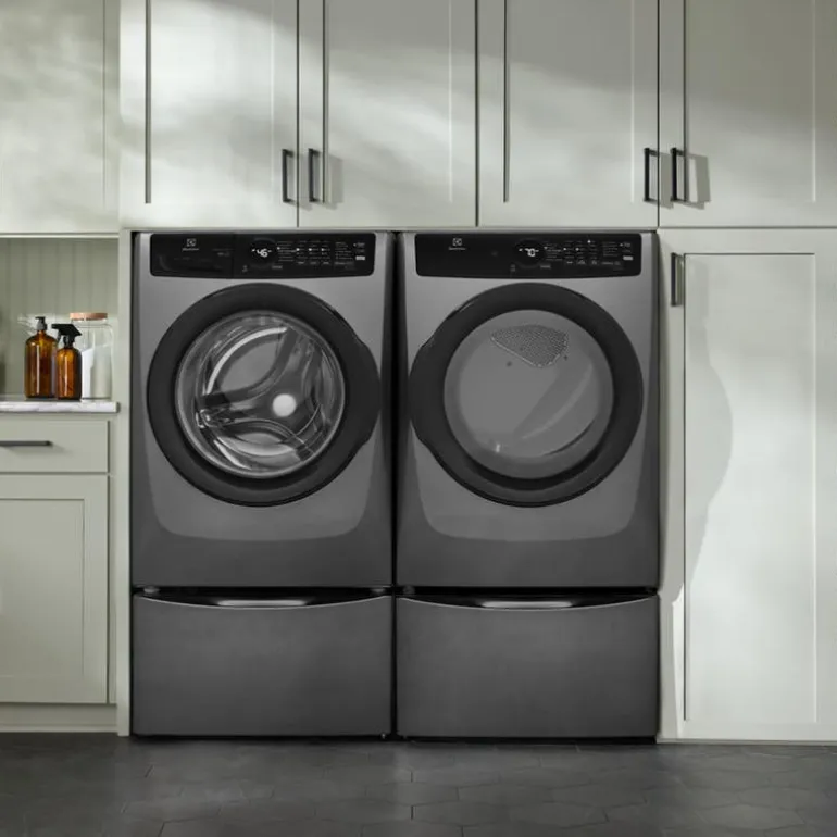 ELECTROLUX Washer Front-Load Black Stainless 27" - ELFW7437AT