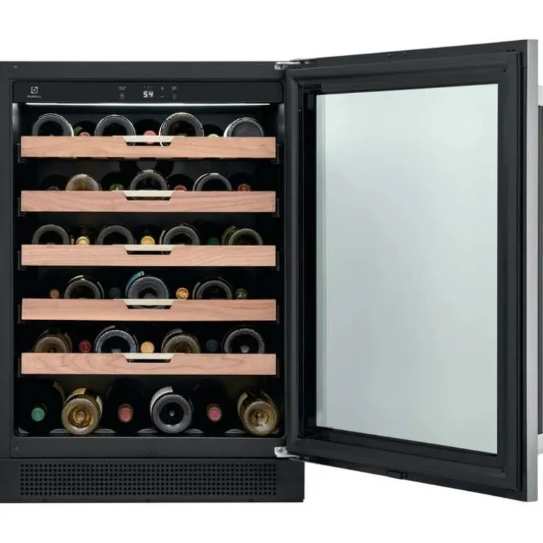 ELECTROLUX Wine Cooler Stainless 24" - EI24WC15VS