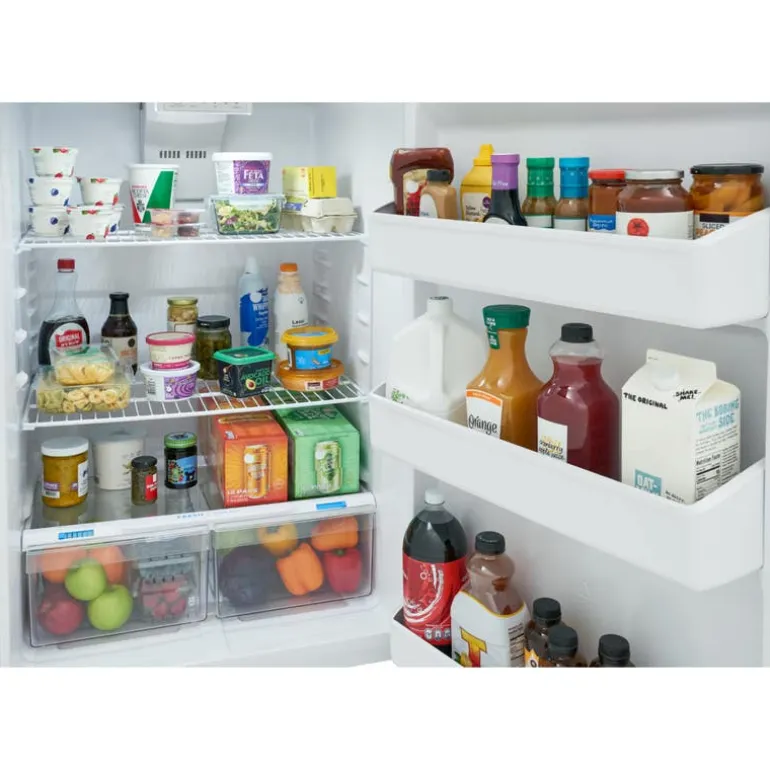 FRIGIDAIRE 18 Cu ft 30 In Refrigerator White Top Freezer - FFHT1814YW