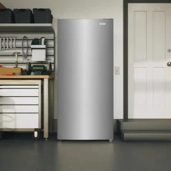 FRIGIDAIRE 21 Cu. Ft. Convertible Freezer Inox, Vertical, 30