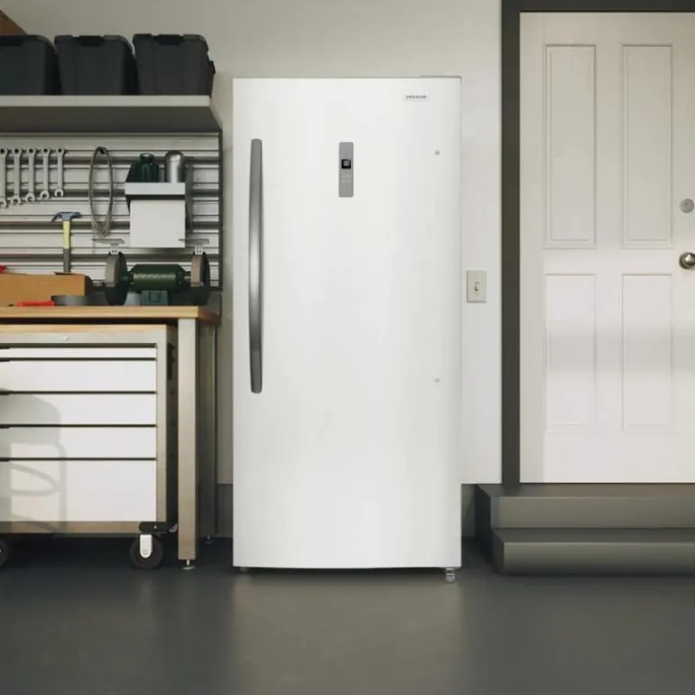 FRIGIDAIRE 21 Cu. Ft. Convertible Freezer White, Vertical, 30" - FFUV2136AW