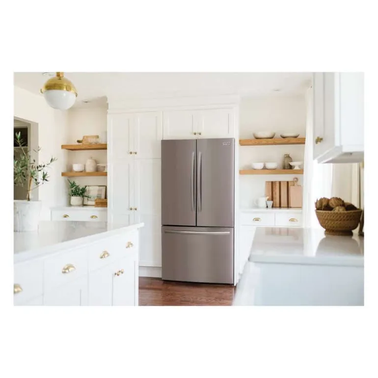 FRIGIDAIRE GALLERY 36 In 28,8 Cu Ft Refrigerator Stainless Bottom Freezer, French door - GRFN2853AF