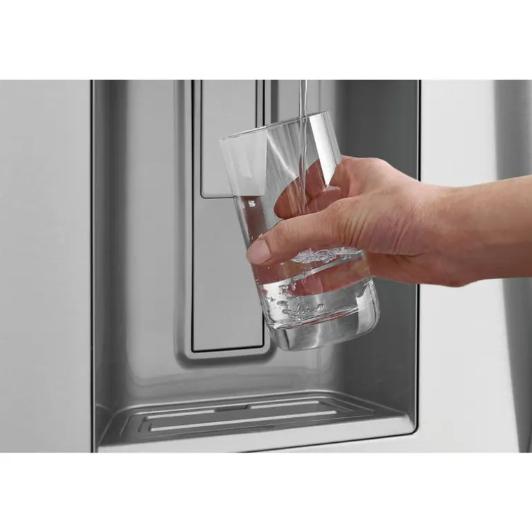 FRIGIDAIRE GALLERY 36 In 22,6 Cu Ft Refrigerator Stainless Bottom Freezer, French door - GRFC2353AF