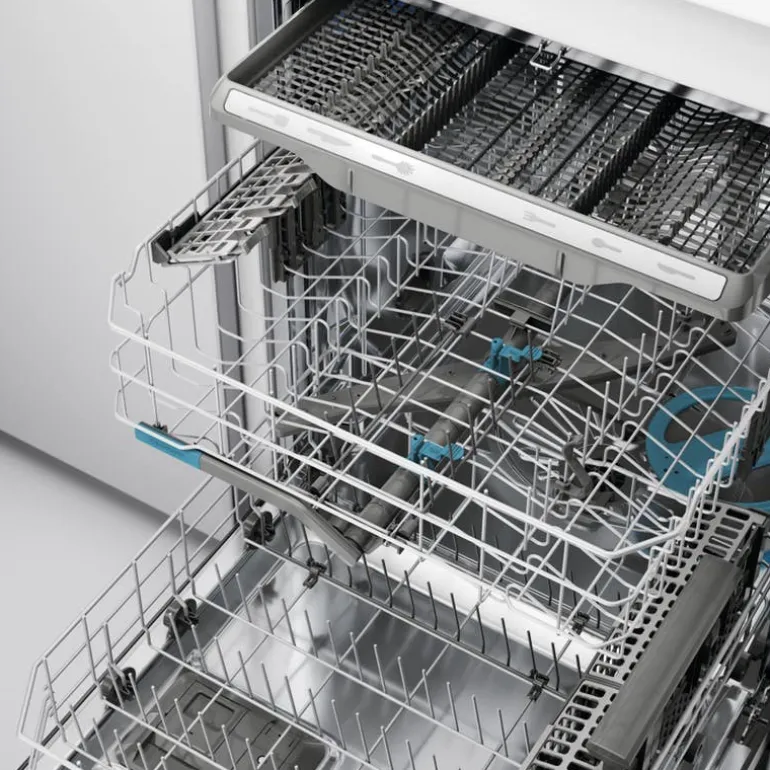 FRIGIDAIRE GALLERY Dishwasher Built-In Black Stainless 24" 47dB - GDSH4715AD