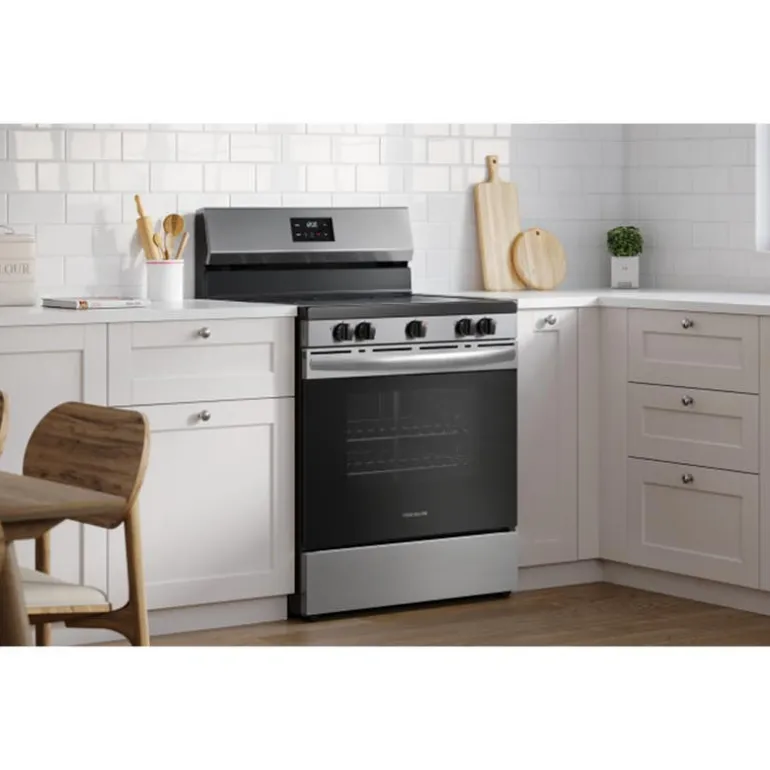 FRIGIDAIRE Range Stainless 30" Electric Glass-Ceramic - FCRE305CBS