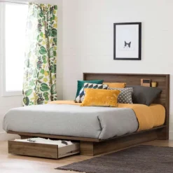 Full/Queen Bed with Headboard (54