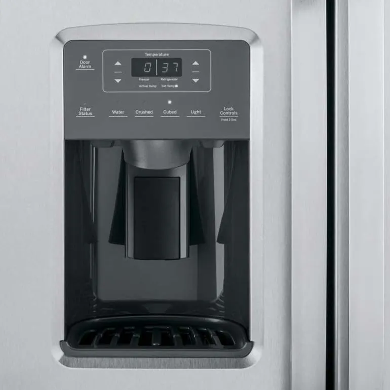 GE 23,2 Cu Ft 33 In Refrigerator Stainless Steel Side by side - GSS23GYPFS