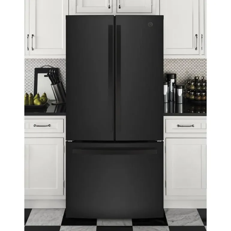 GE 18.6 Cu Ft 33 In Refrigerator Black Bottom Freezer - GWE19JGLBB