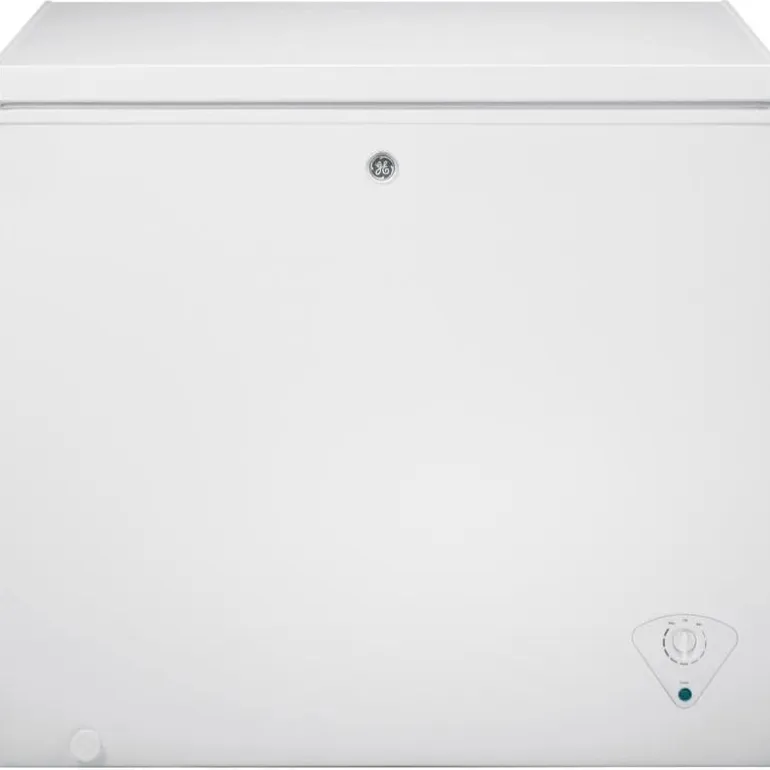 GE 7 cu. ft. Freezer White, Honrizontal, 32" - FCM7STWW