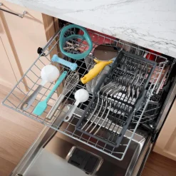 GE Dishwasher Built-In Stainless Steel 24" 45dB - GDT670SYVFS