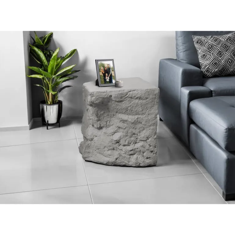 25"H Indoor or Outdoor Accent Table - Monarch