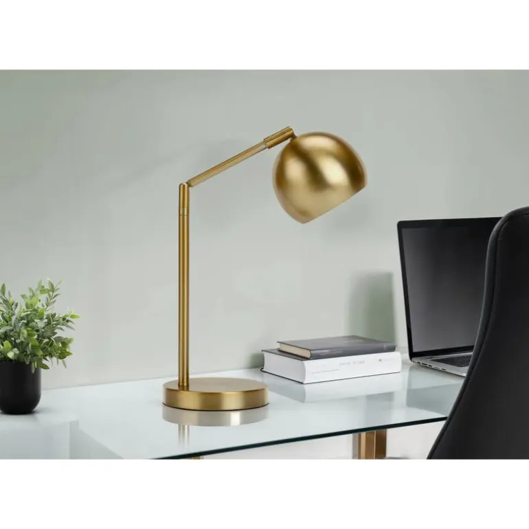 19"H Metal Table Lamp