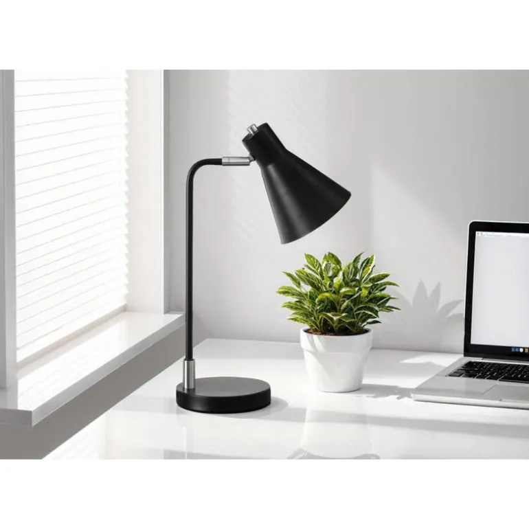17"H Metal Table Lamp