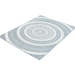 Indoor or Outdoor Rug - 7 x 10