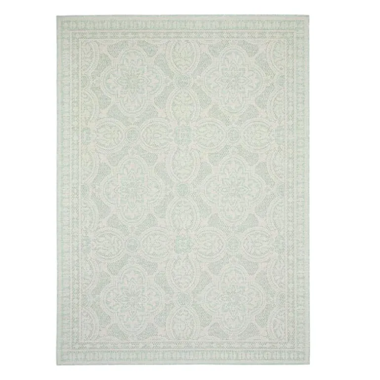 Indoor or Outdoor Rug - 5 x 7