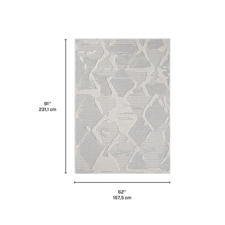 Indoor or Outdoor Rug - 5 x 8